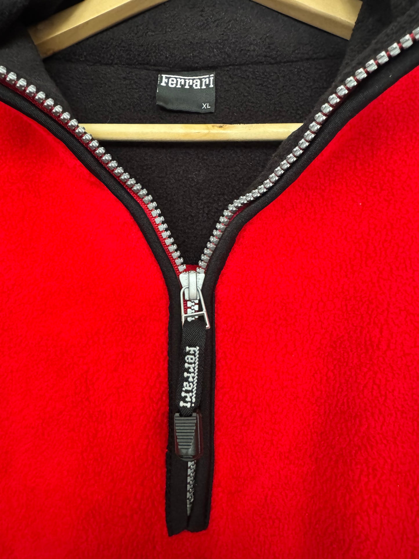 Ferrari red fleece 2000 size XL