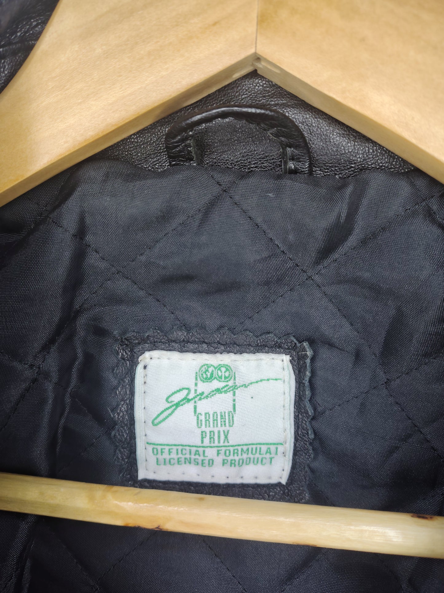 1998 Jordan Grand prix Buzzin Hornets leather jacket official F1 Heinz-Harald Frentzen Eddie Damon Hill 198 Mugen Honda Ralf Schumacher Spa