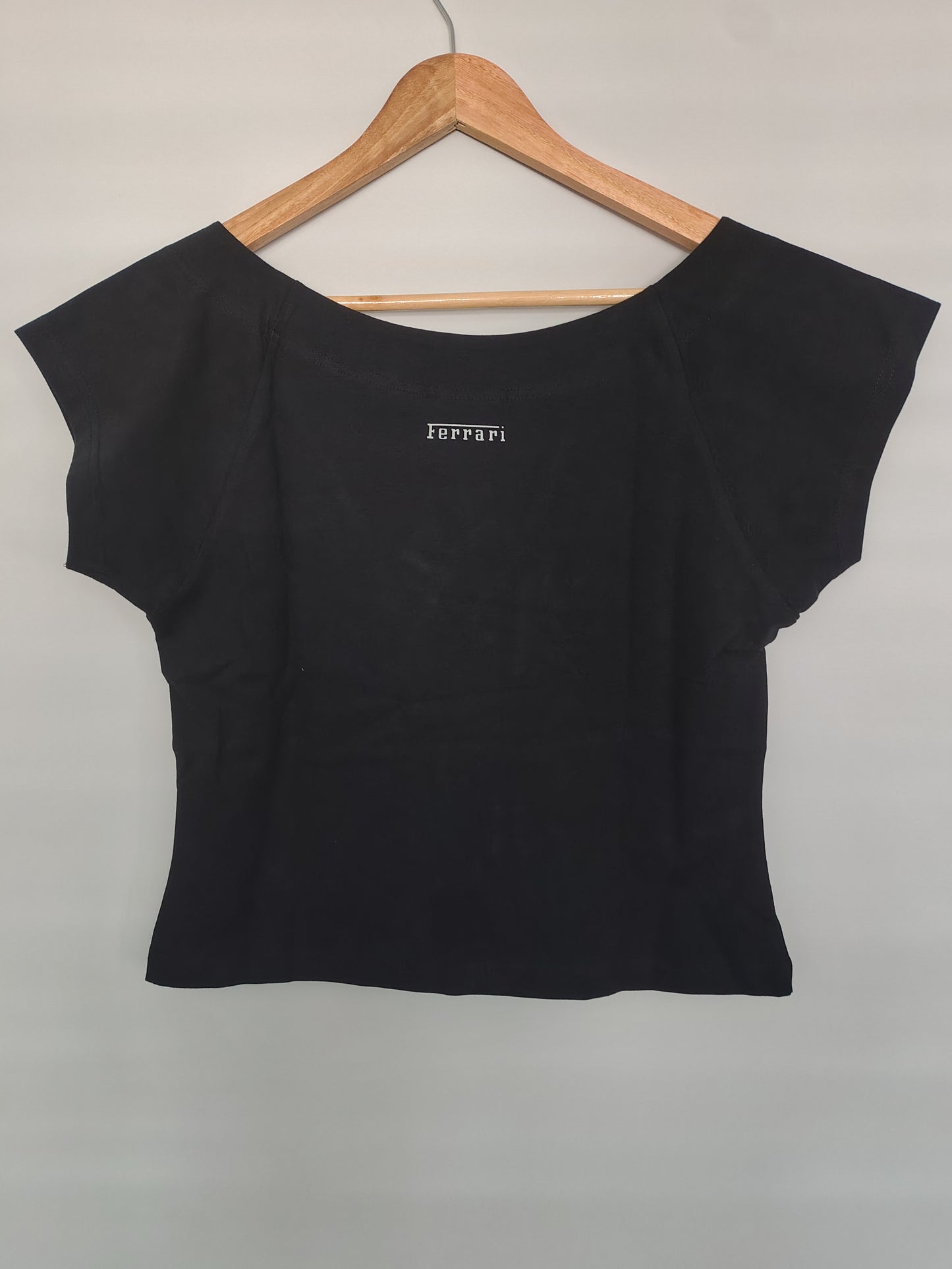 Official Ferrari black ladies t-shirt crop top baby tee BNWT formula one F1 grand prix