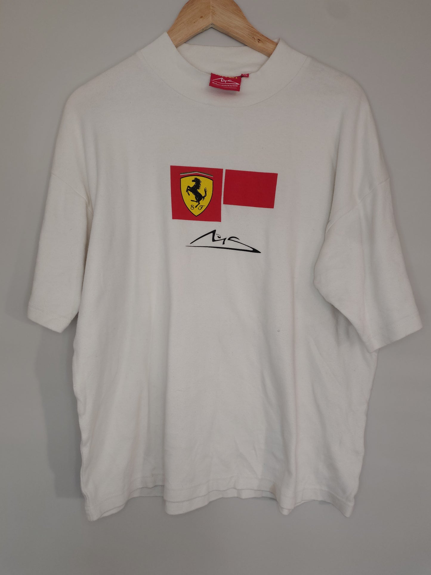 Official Michael Schumacher driver racing style round neck t-shirt Ferrari marlboro
