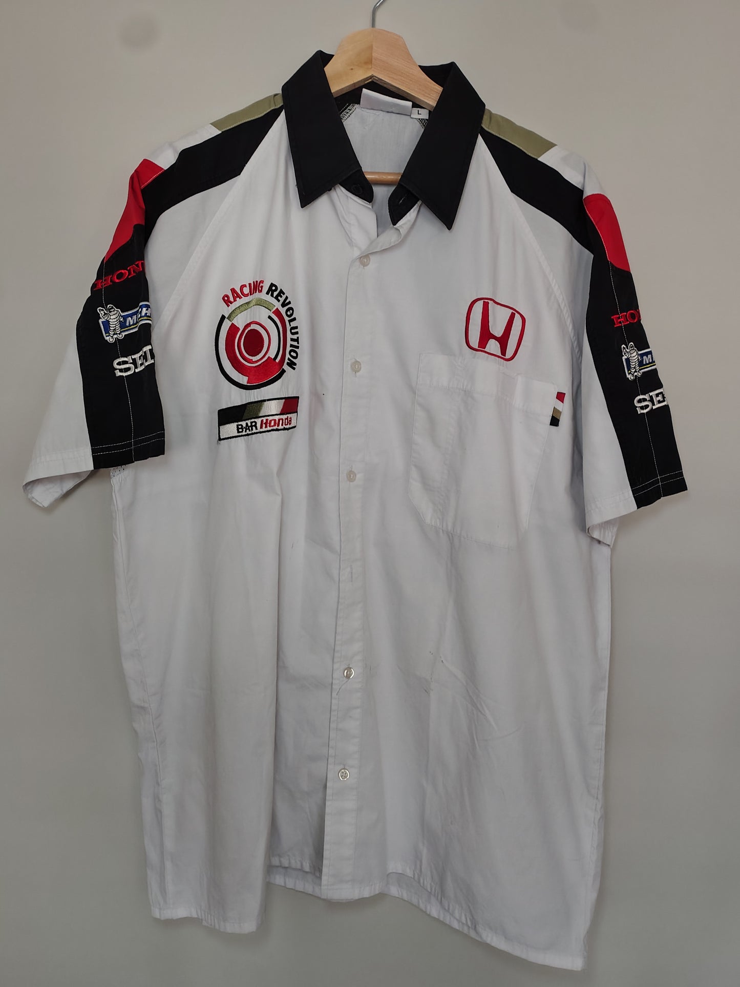 Official BAR Honda team member white shirt pit mechanic