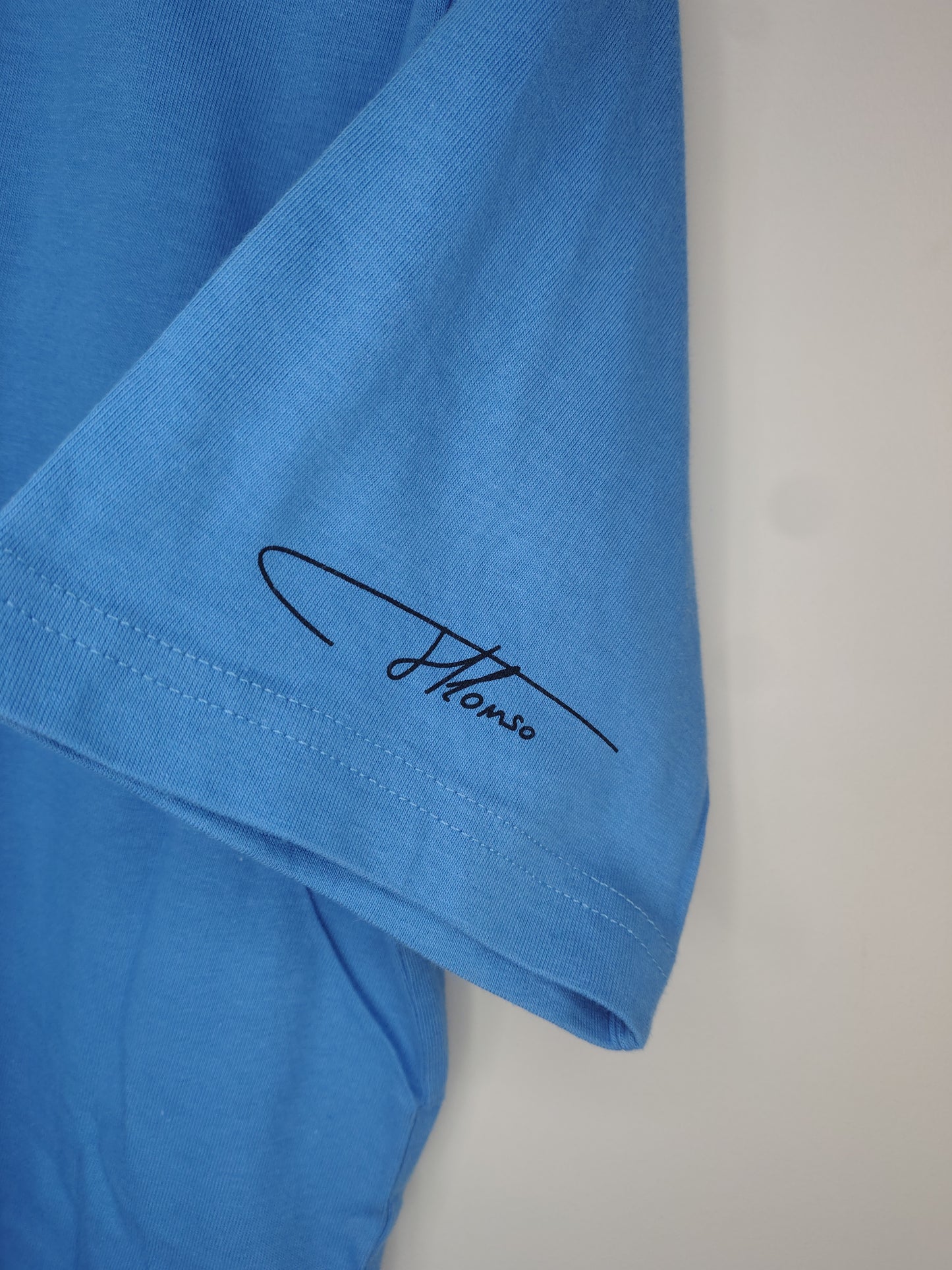 Official Fernando Alonso Renault F1 team t-shirt circa 2005 blue various sizes