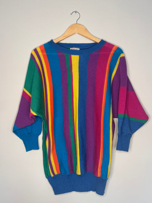 Vintage Rainbow Knitted Jumper with Multicoloured Stripes & Batwing Sleeves – Oversized Fit