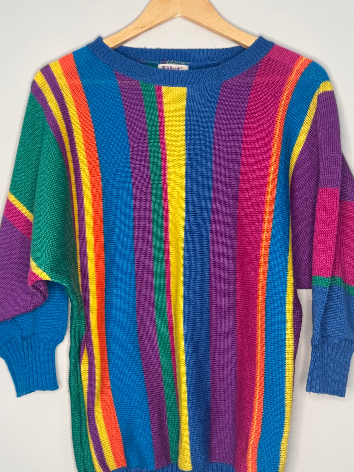 Vintage Rainbow Knitted Jumper with Multicoloured Stripes & Batwing Sleeves – Oversized Fit