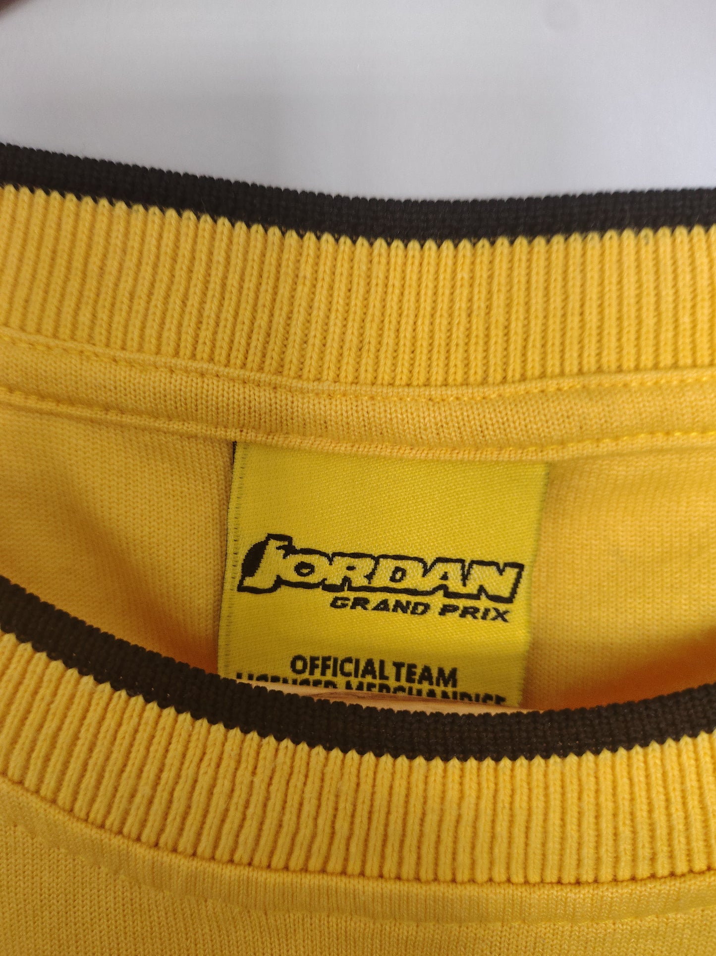 Official Jordan grand Prix t-shirt yellow black large formula 1 F1
