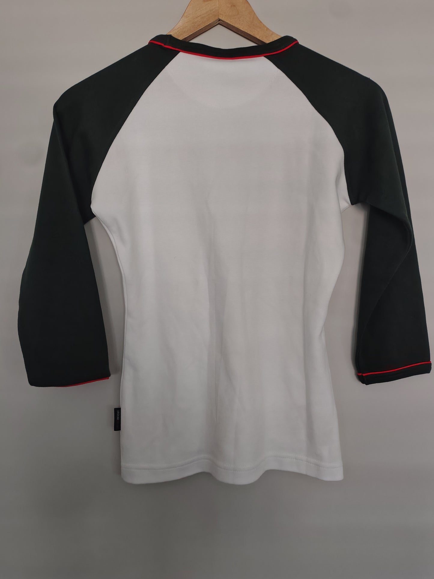 Official Jaguar racing ladies t-shirt top long sleeve BNWT circa 2003