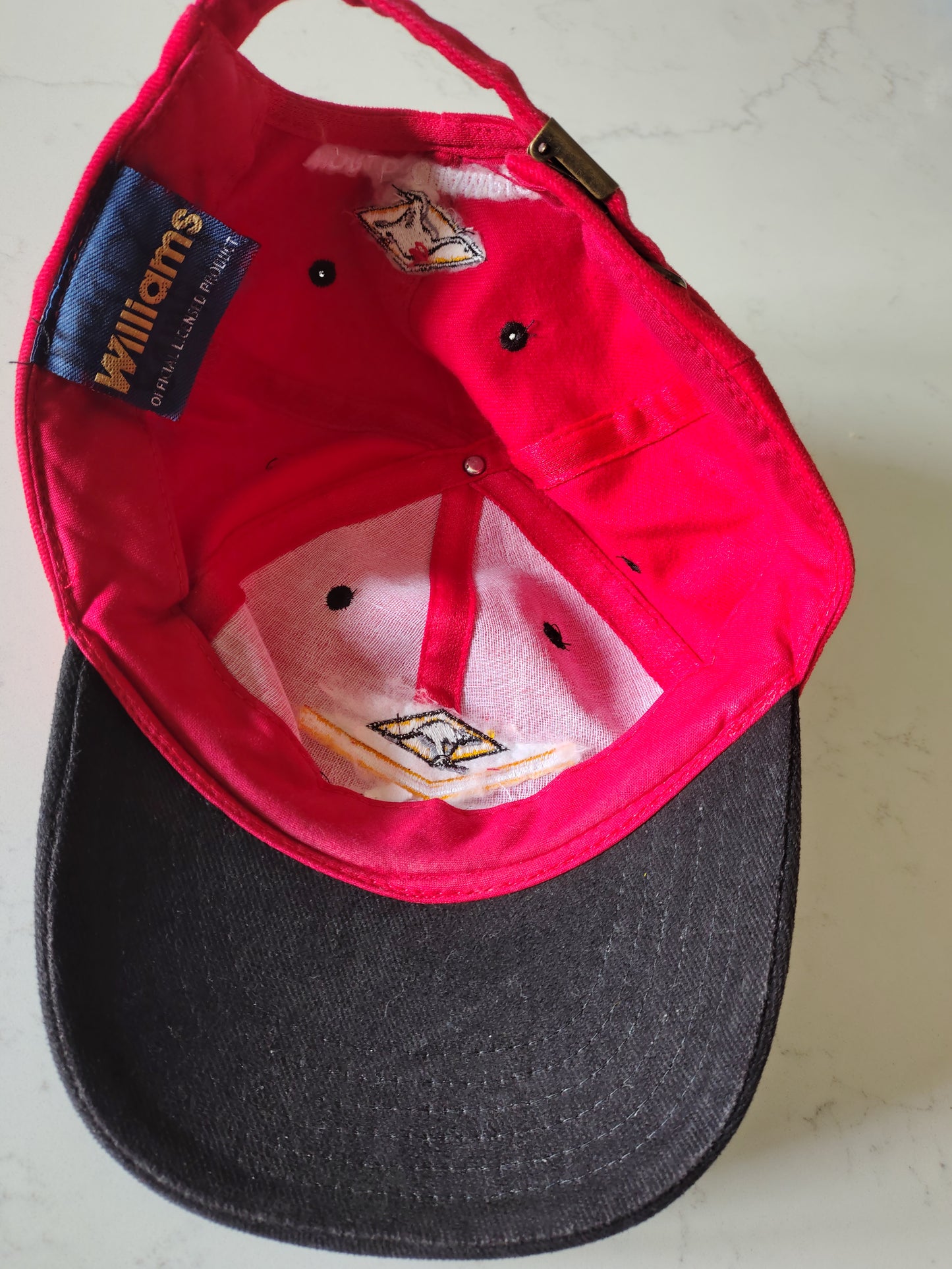 Official 1998 Winfield Williams team cap world champions